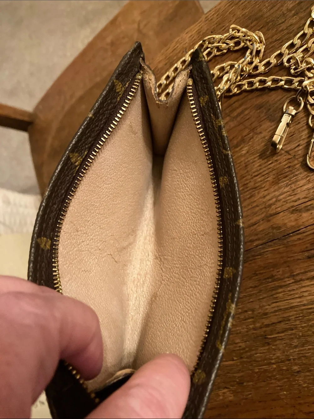 Louis Vuitton Monogram Bucket PM Pouch/Pochette w/Chain Strap